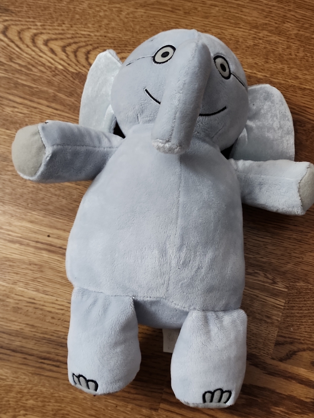 Elephant & Piggie Gray Plush Elephant Toy - Should I Share My Ice Cream? Bundle - Picture 2 of 7